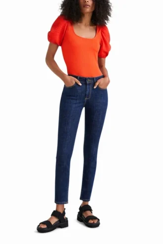 Balloon-Sleeve Body