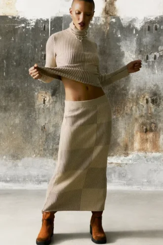 Long Ribbed Skirt