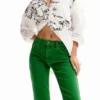 Plain Flare Jeans