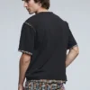 Short-Sleeved T-Shirt Seam Details
