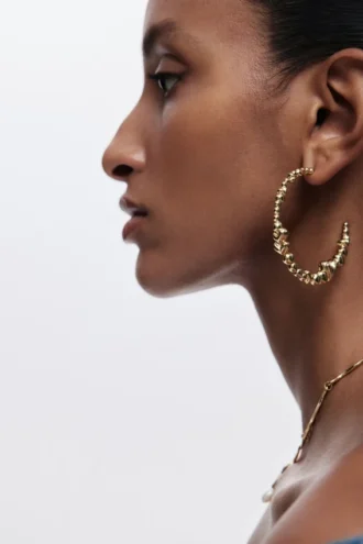 Zalio Gold-Plated Heart Hoop Earrings